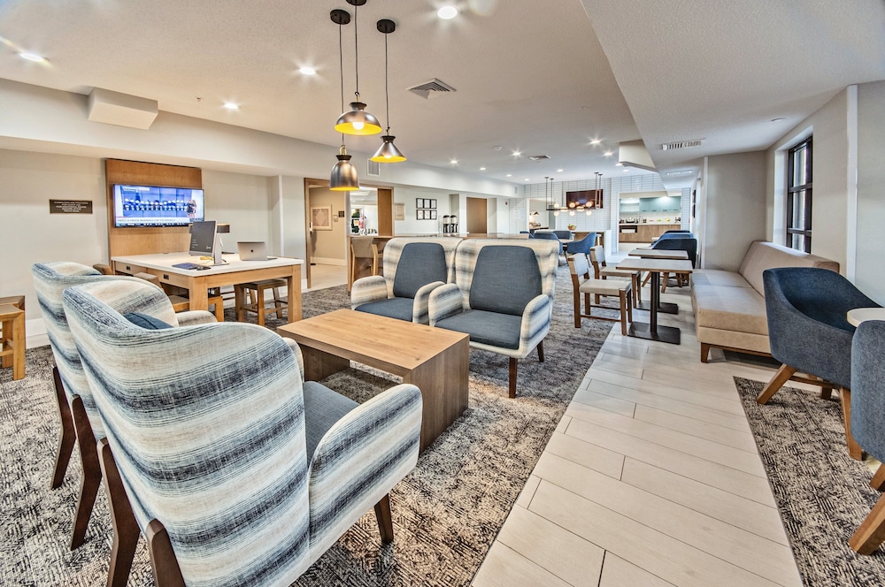 Staybridge Suites Cedar Rapids North by IHG - photo 38