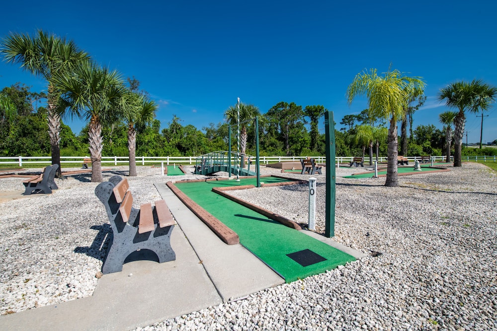 Buttonwood Bay RV Resort - photo 20