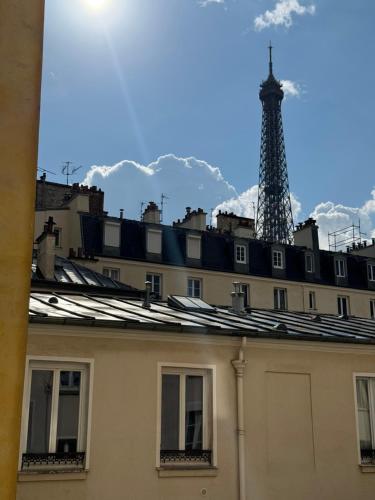 Eiffel Playcation - last minute hotel in Paris