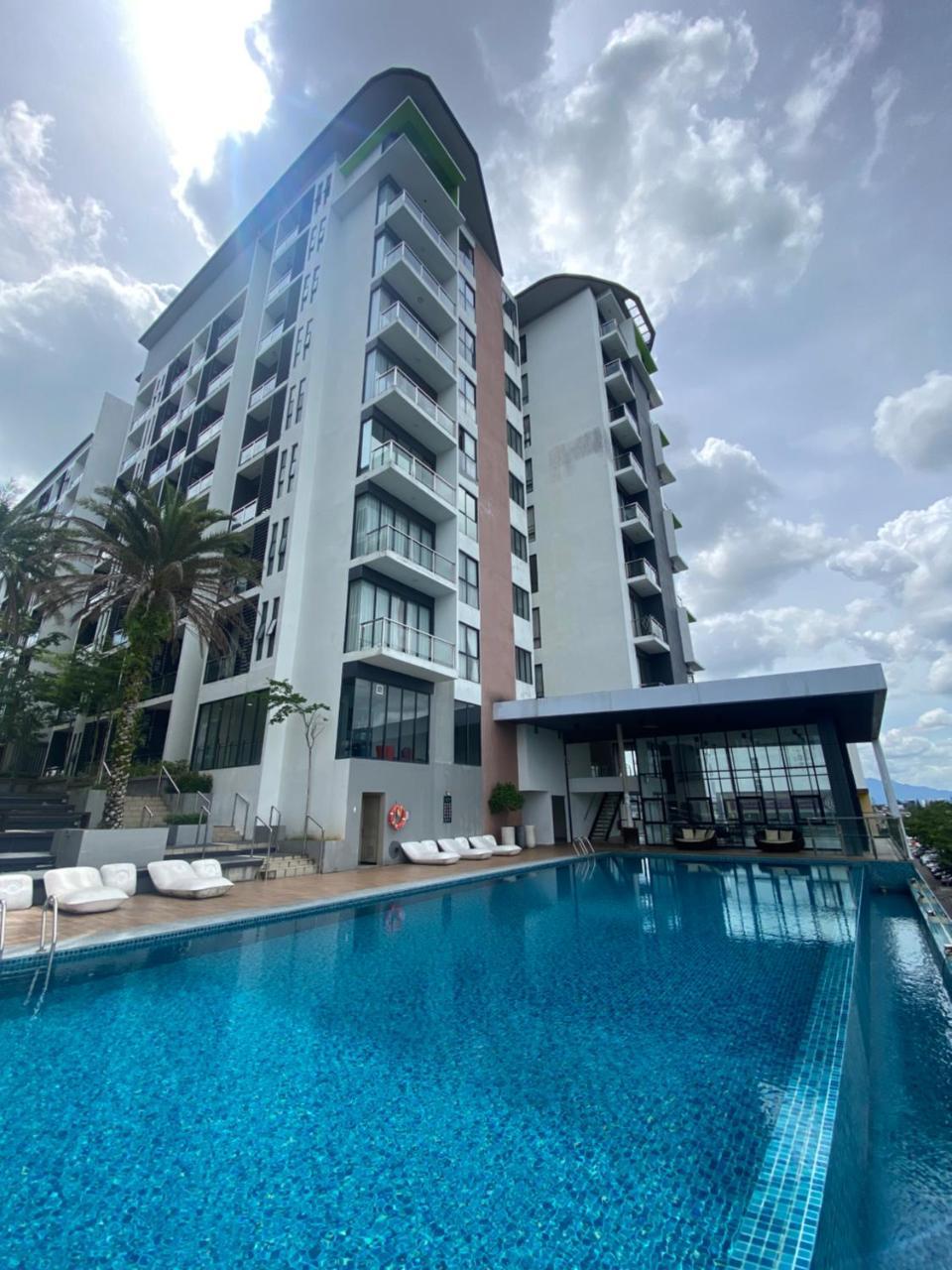 Gala Residences at Galacity — 4-Star Luxury Hotel in Kuching, Malaysia