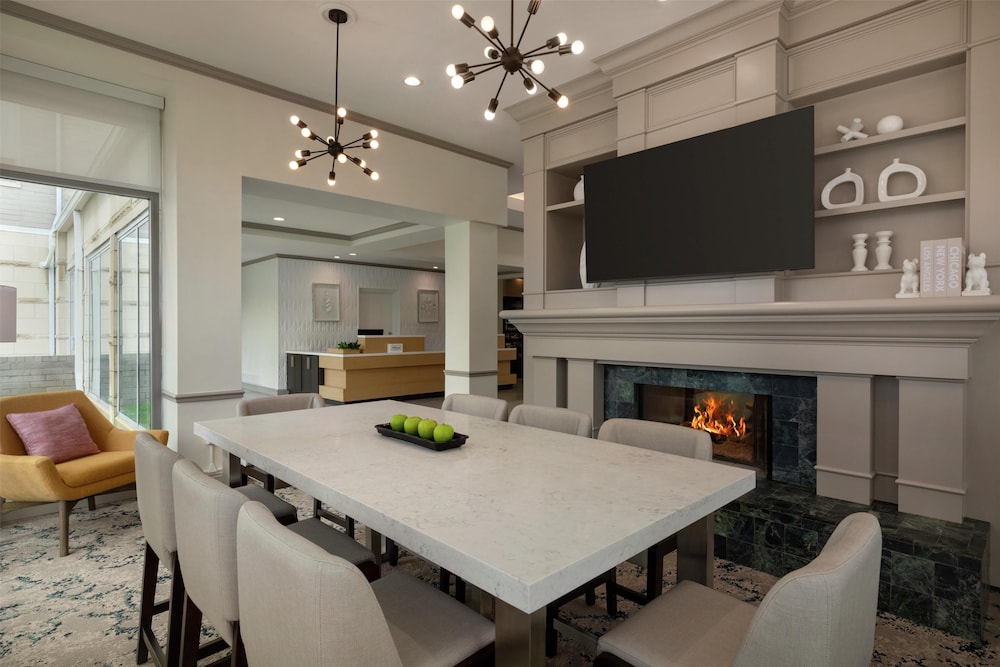 Hilton Garden Inn Cleveland Airport - photo 6