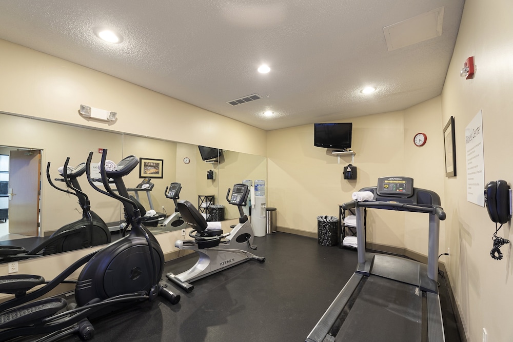 Holiday Inn Express Bloomington West by IHG - photo 17