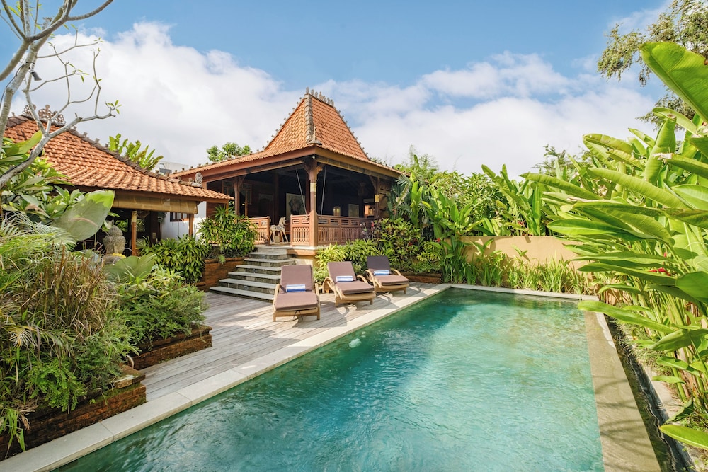 Villa Asrava Ubud — 4-Star Luxury Hotel in Ubud, Indonesia