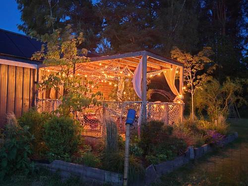 Bosko beztrosko in Unknown City, Poland