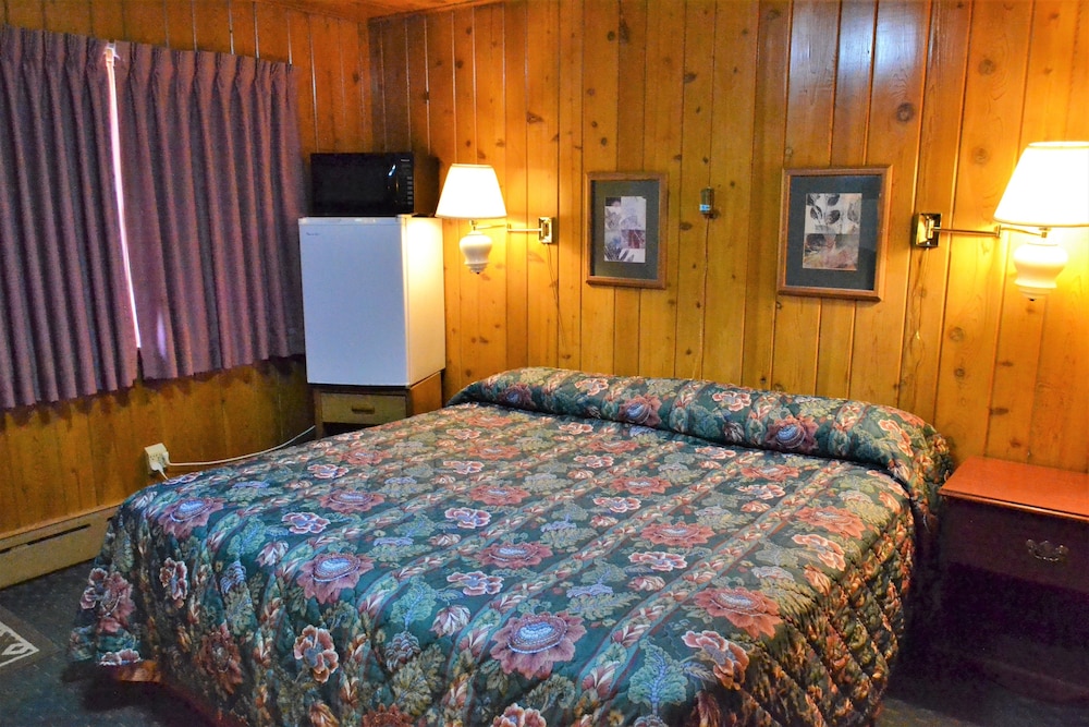 Innkeeper Motel - photo 26