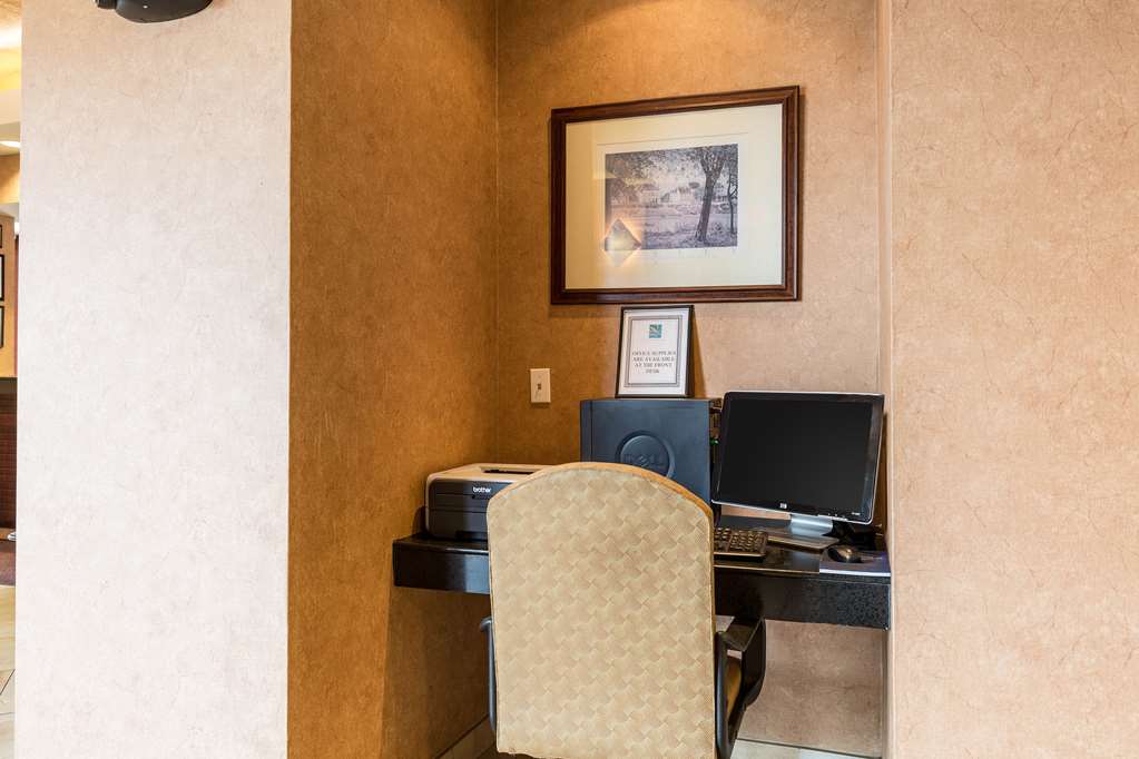 Quality Inn Alexandria - photo 26