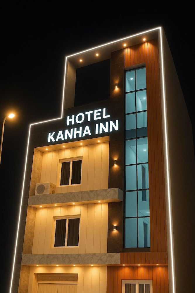 Hotel Kanha Inn Ayodhya in Ajodhya, India