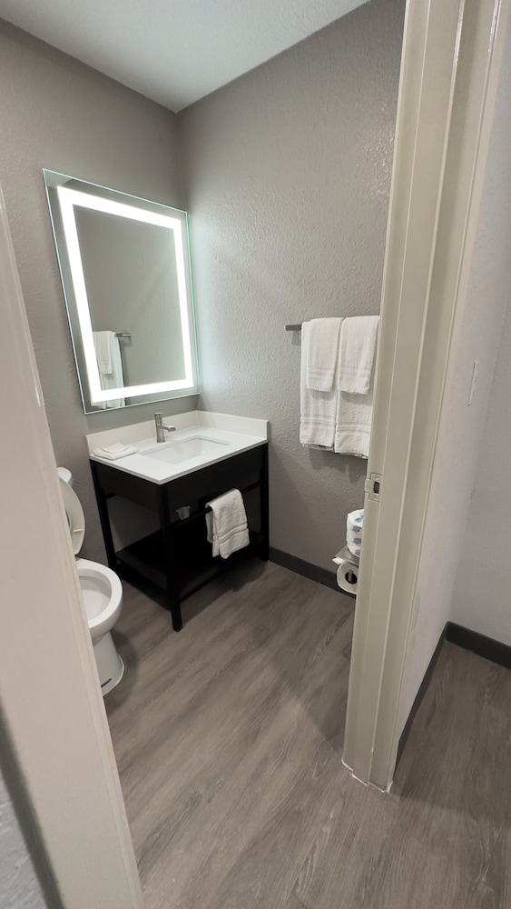 Motel 6 Atlanta GA Downtown - photo 21