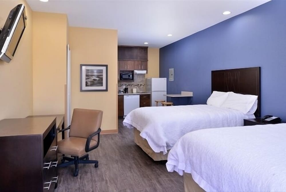 La Bonita Inn & Suites - photo 14