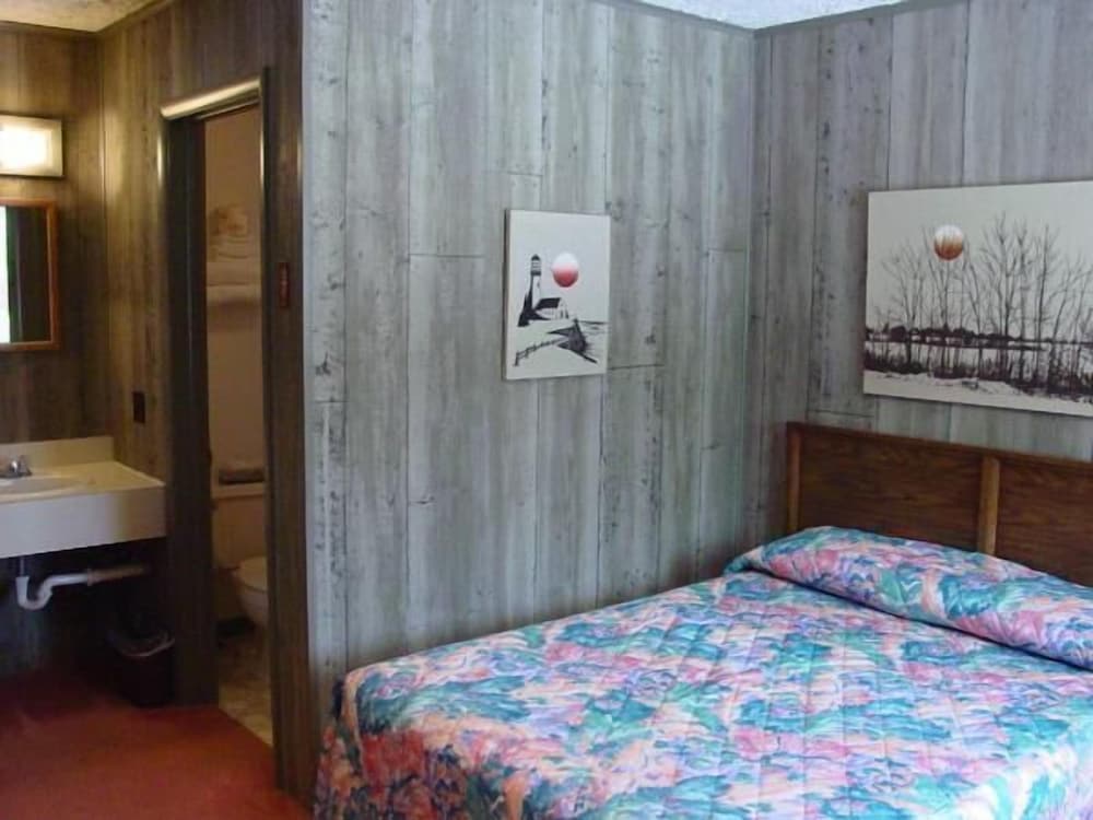 Woodland Motor Lodge - photo 38