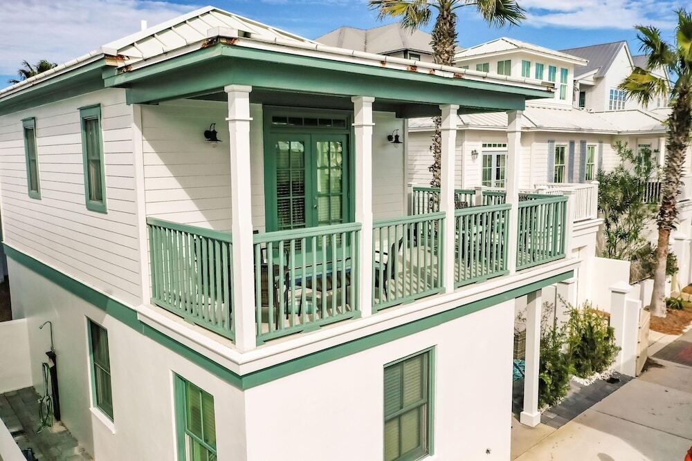 Villas at Sunset Beach by Forehand Rentals — 4-Star Luxury Hotel in Panama City Beach, United States