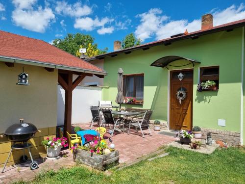 Ubytování na soutoku Lužnice a Nežárky — hotel in Veseli Nad Luznici