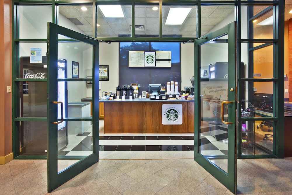 Holiday Inn Manitowoc by IHG - photo 34
