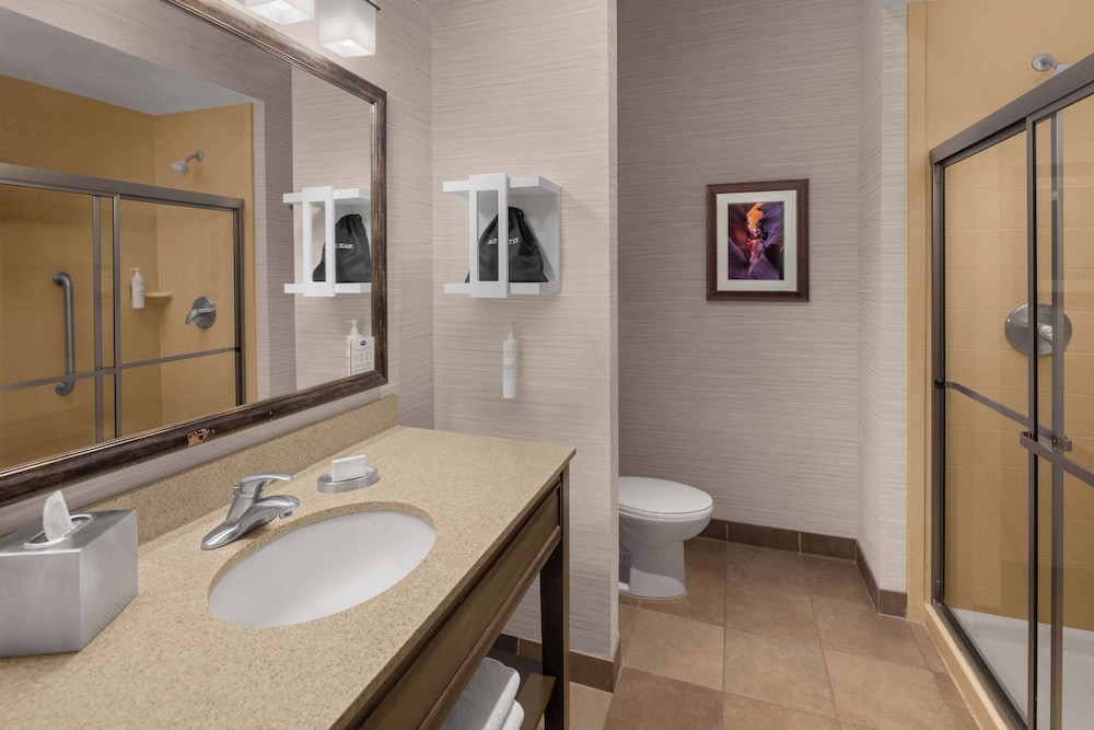 Hampton Inn & Suites Springdale Zion National Park - photo 19