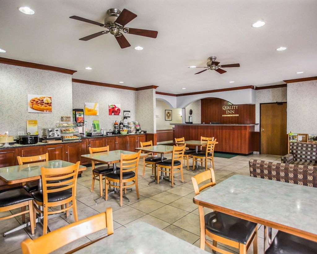 Quality Inn Peru near Starved Rock State Park - photo 24