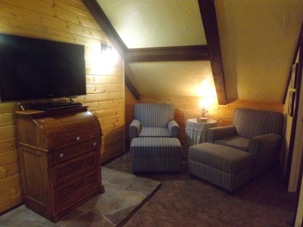Arizona Mountain Inn and Cabins - photo 243