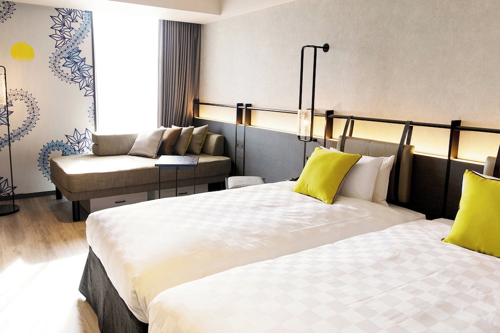 Tokyo Bay Shiomi Prince Hotel — 4-Star Luxury Hotel in Tokyo, Japan
