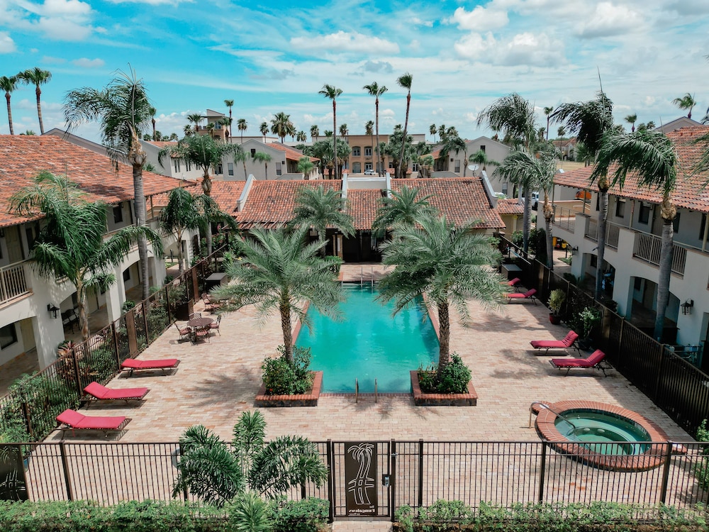 The Bungalows on Shary Mission McAllen — hotel in Mission