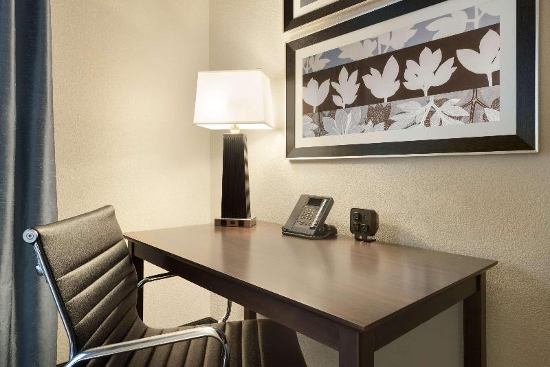 Hampton Inn West Monroe - photo 77