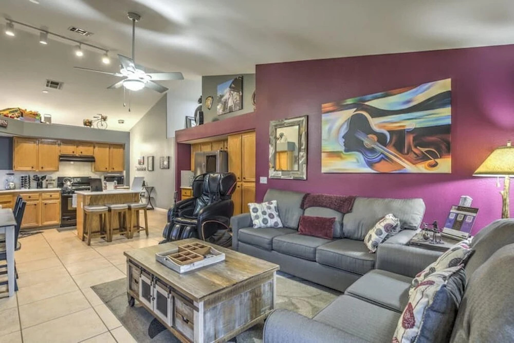 Family Fun for Everyone in Las Vegas 4 Bedrooms Billiards Game Room