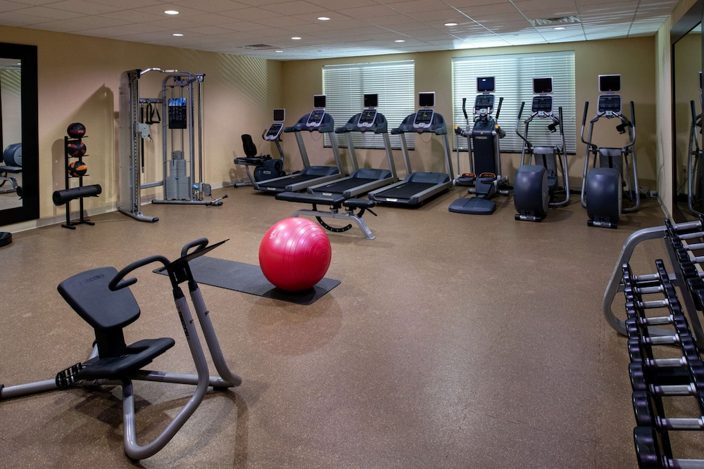 Hilton Garden Inn Denton - photo 27