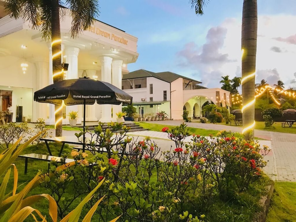 Airport Hotel Dream Paradise in Negombo, Sri Lanka