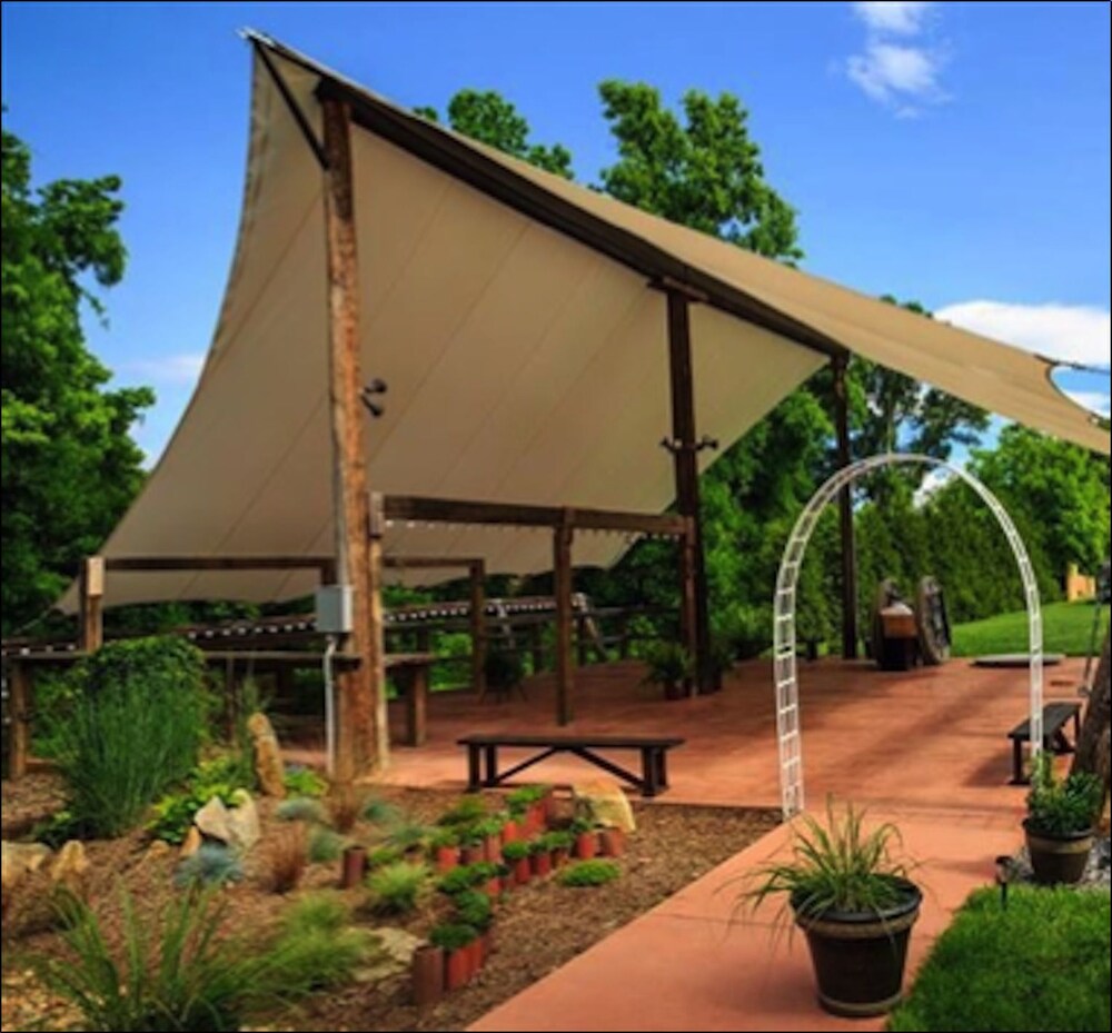 The Inn at Glen Alpine - photo 77