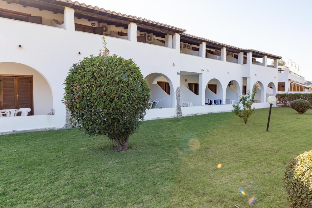 Complesso Il Saraceno — hotel in Maracalagonis