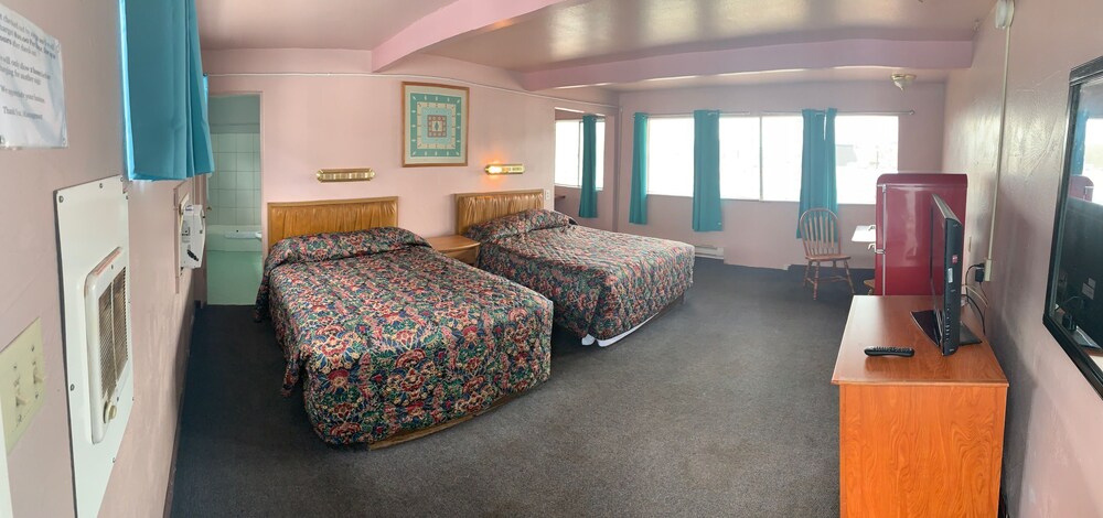 La Fun Motel - photo 25