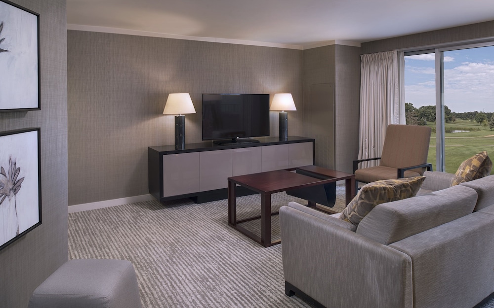 Eaglewood Resort and Spa - photo 16