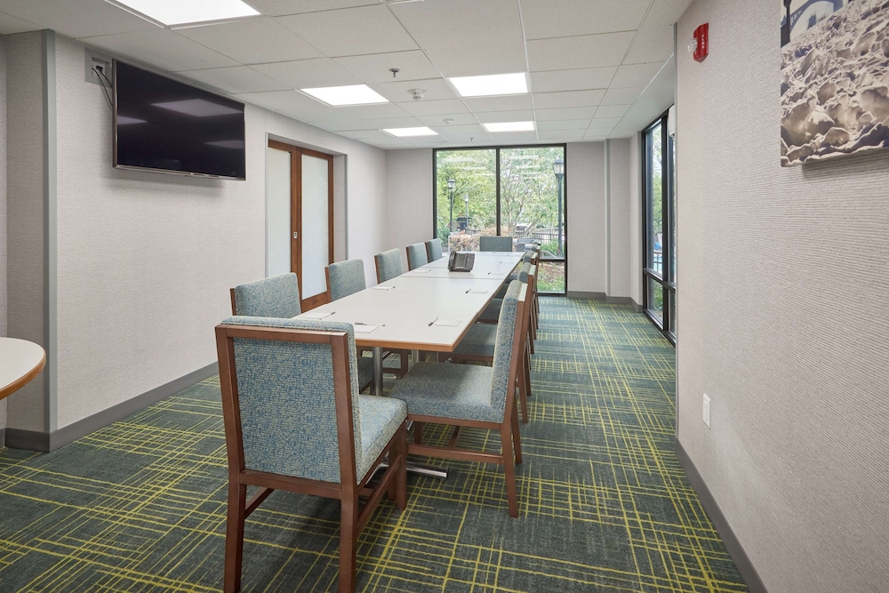 Hampton Inn by Hilton Harrisburg West - photo 33