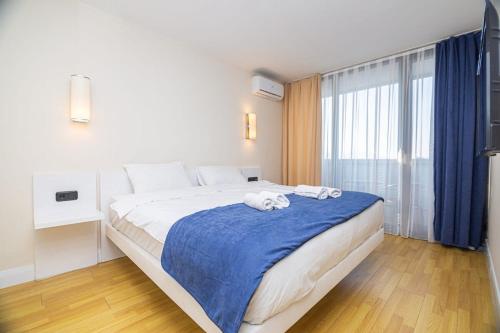 Sunny Apartment In Orbi C Block — 4-Star Luxury Hotel in Batumi, Georgia
