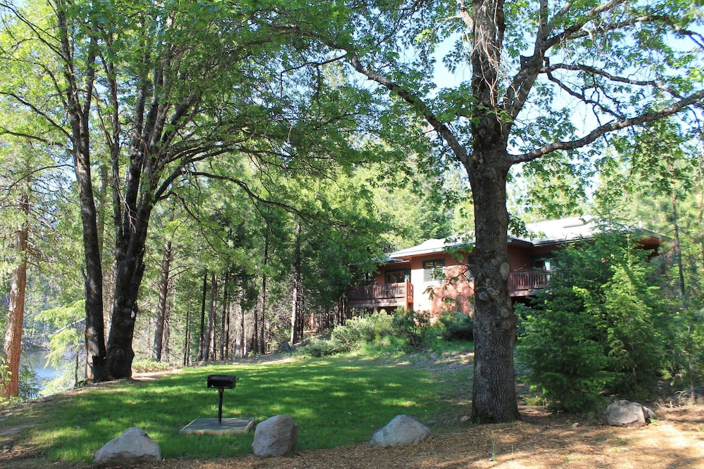 Mount Shasta Resort - photo 71