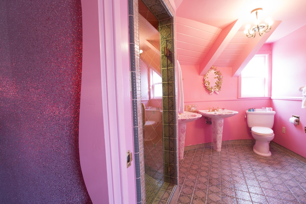 Madonna Inn - photo 211