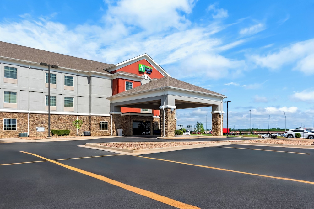 Holiday Inn Express Ada by IHG - photo 36