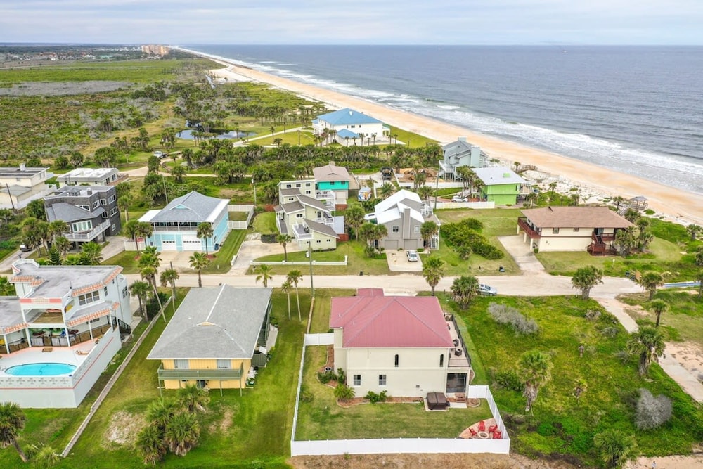Ocean View Paradise Steps away from the Beach Will Accommodate Up To 10 People including 1 3 Fa - photo 63