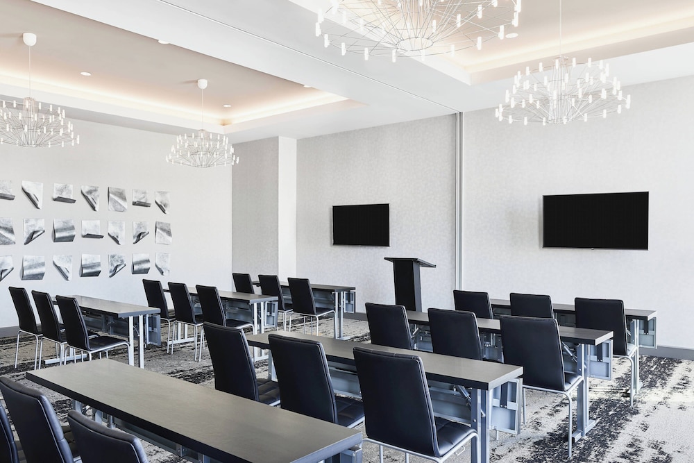 AC Hotel by Marriott Los Angeles South Bay - photo 43