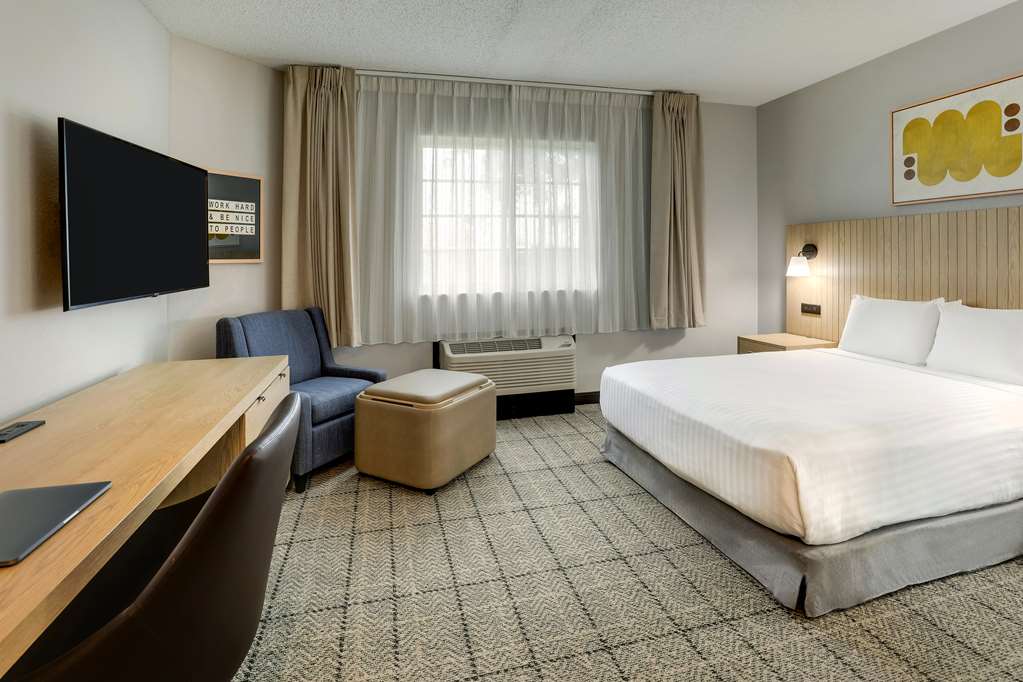 Sonesta Simply Suites Miami Airport Doral - photo 22
