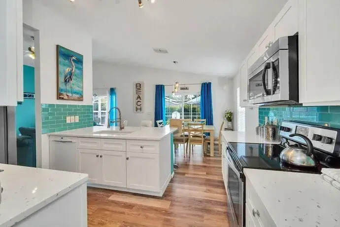 Bright Spacious Retreat With Private Pool Lanai Game Room Davenport - photo 16