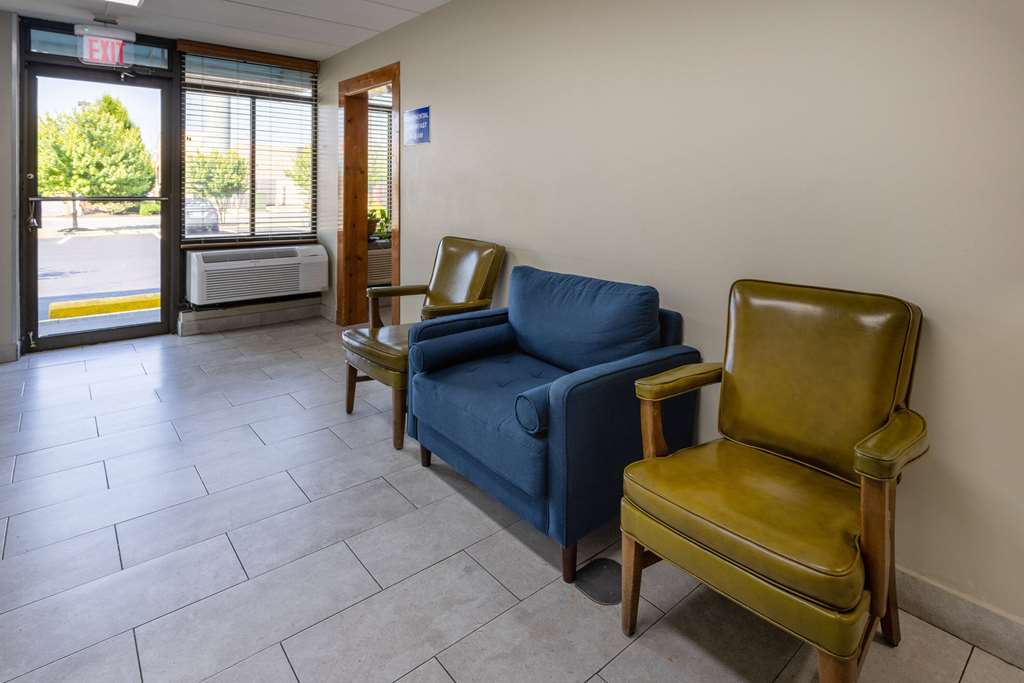 Days Inn by Wyndham Winchester - photo 7