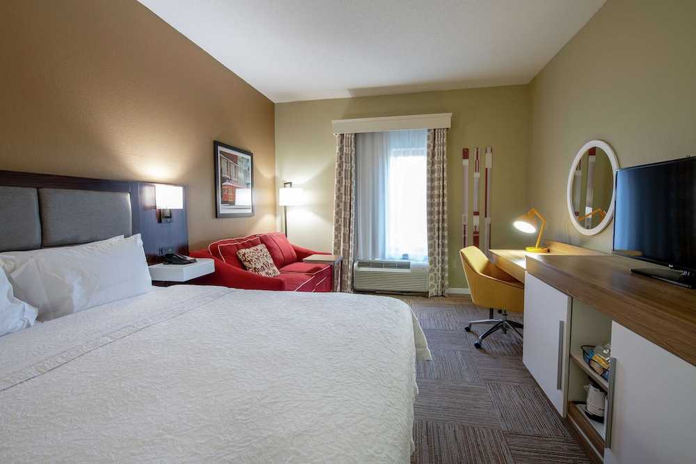 Hampton Inn & Suites Lafayette - photo 12