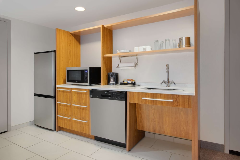 Home2 Suites by Hilton Charlotte I 77 Tyvola Rd - photo 15