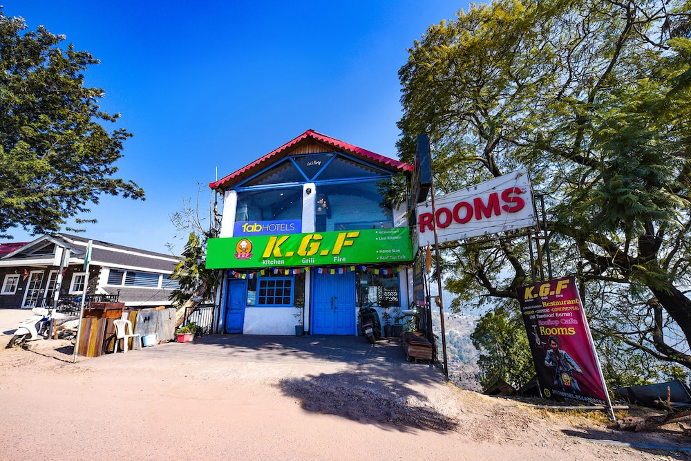 Fabhotel Kgf in Kasauli, India