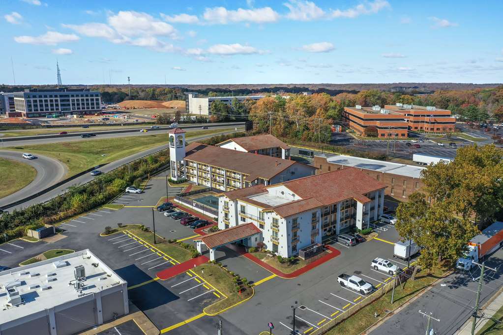 Econo Lodge Richmond North Chesterfield - photo 10