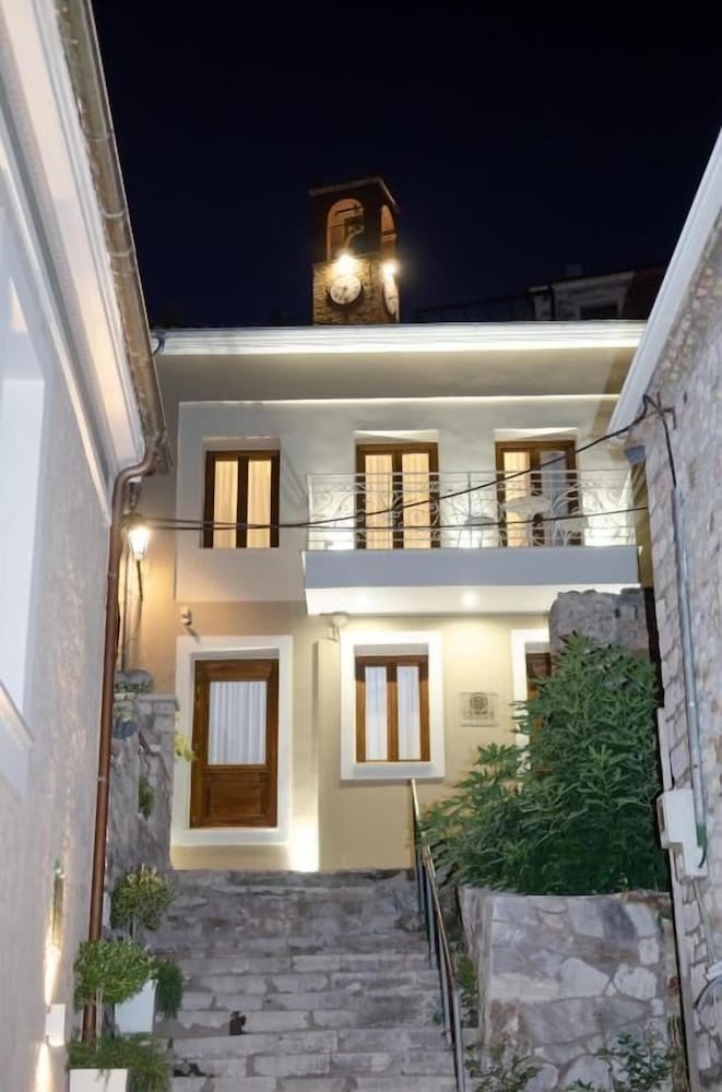 Leone Suites — Nafpaktos — photo 3