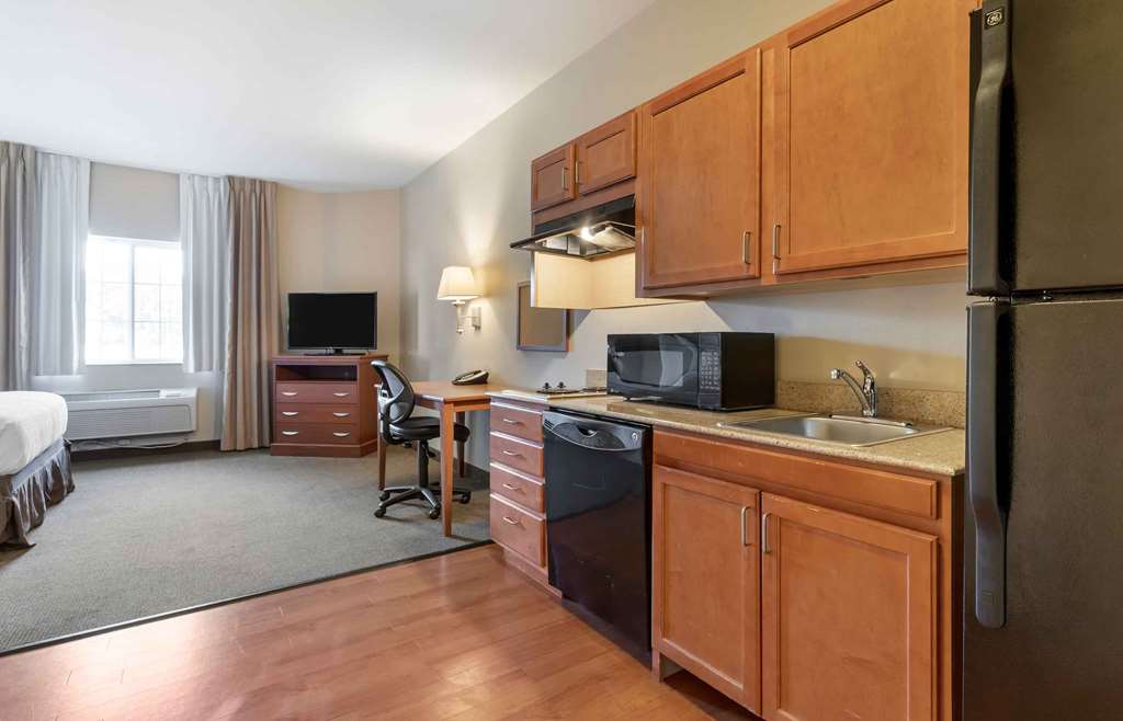 Extended Stay America Suites Bartlesville Hwy 75 - photo 51