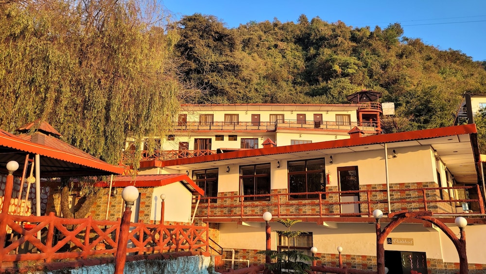 Classic Fall Resort Mussoorie in Mussoorie, India