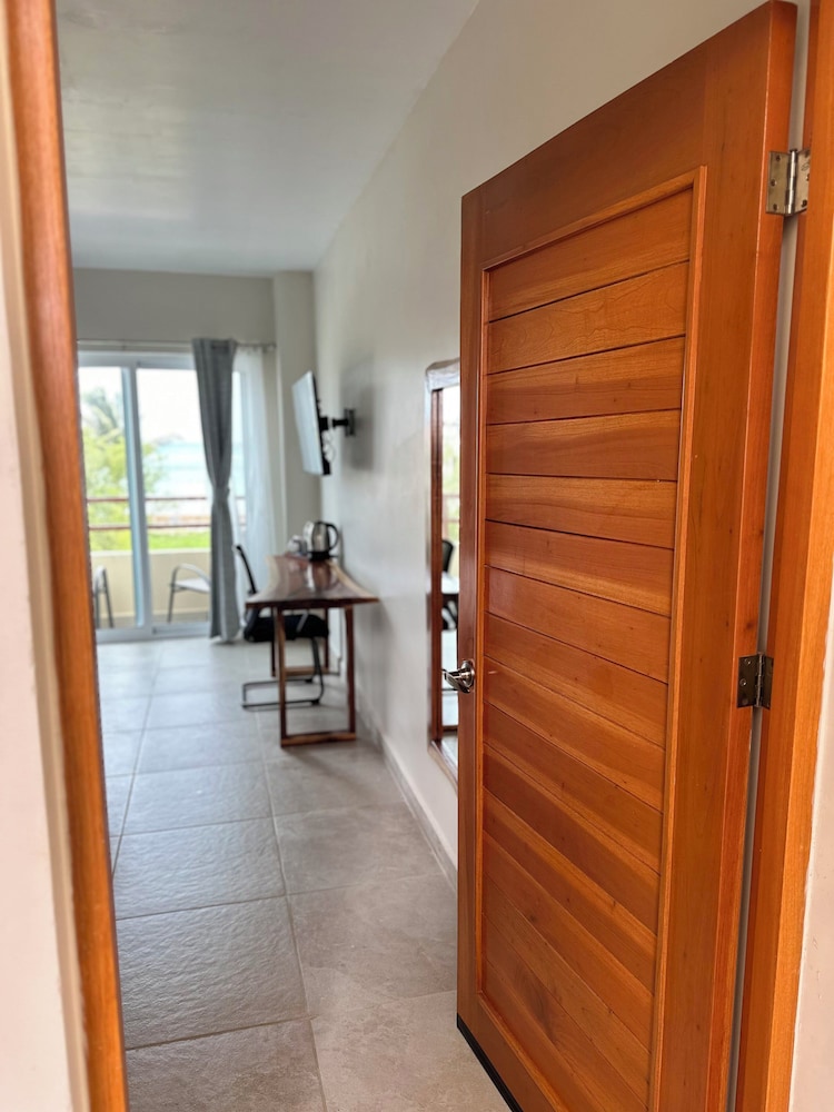 Oneiro Suites - carbon neutral hotel in Bacalar