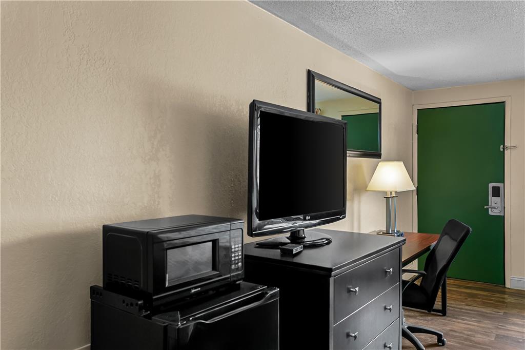 Americas Best Value Inn Martinsburg - photo 11