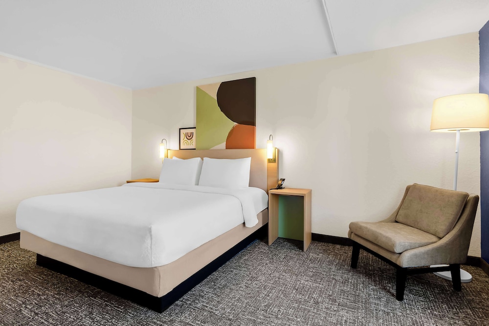 Spark by Hilton Daleville Roanoke North - photo 15